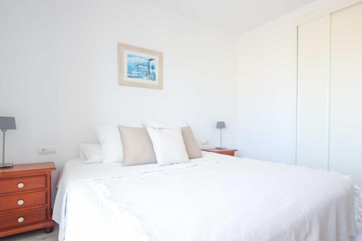 Ferienwohnung Precioso Atico En Cabopino - Marbella Exterior foto