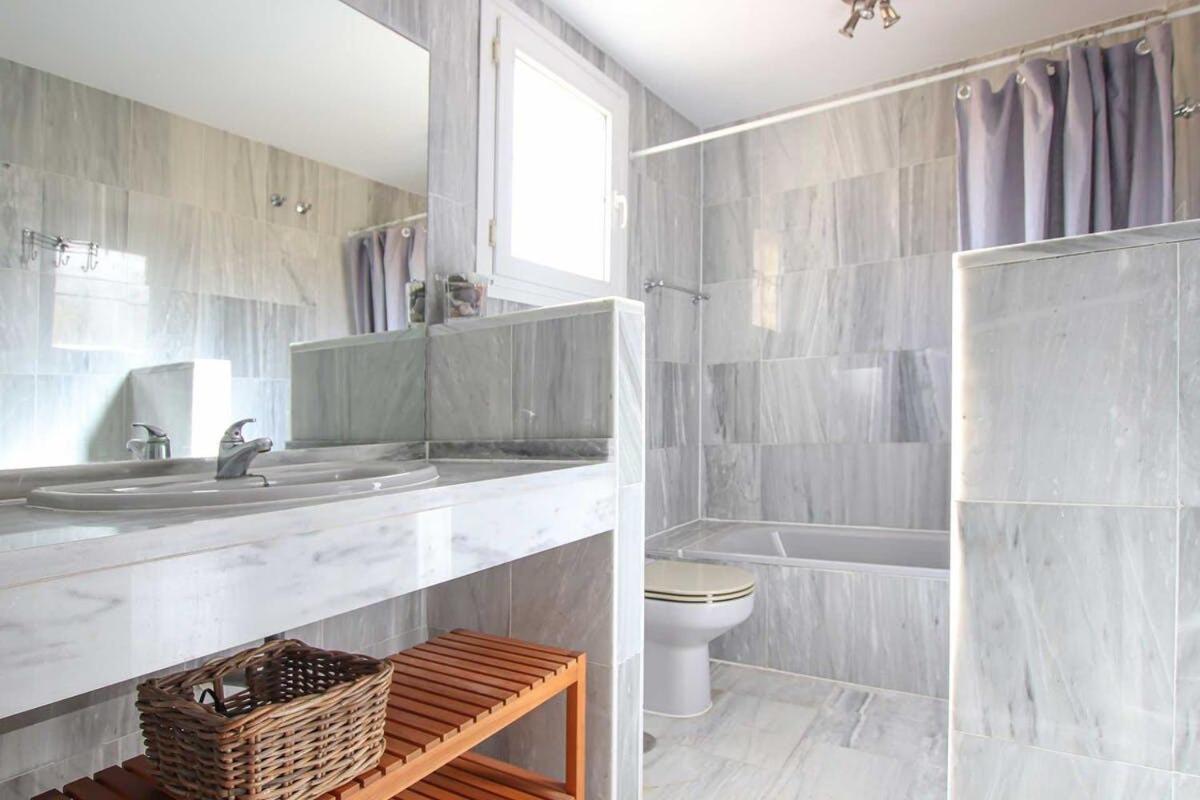Ferienwohnung Precioso Atico En Cabopino - Marbella Exterior foto